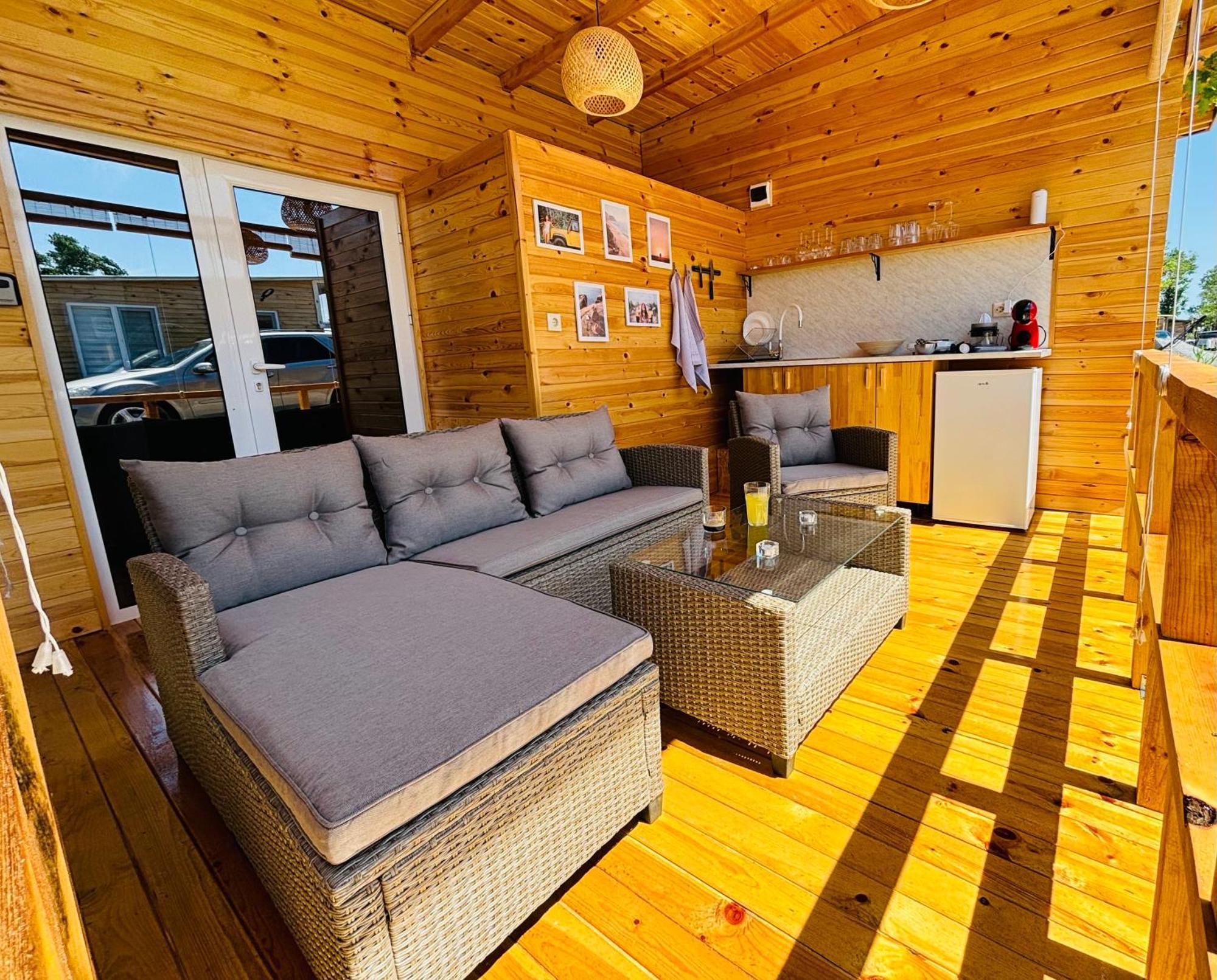 Cozyhut Бунгало Под Наем Chernomorets Exterior foto